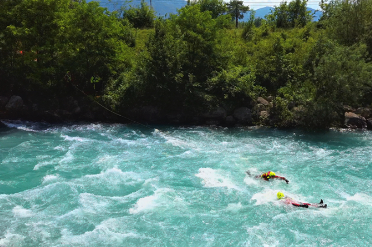 FVG Kou Rejyonal Vigili Del Fuoco Pou Soccorritori Acquatici Alluvionali