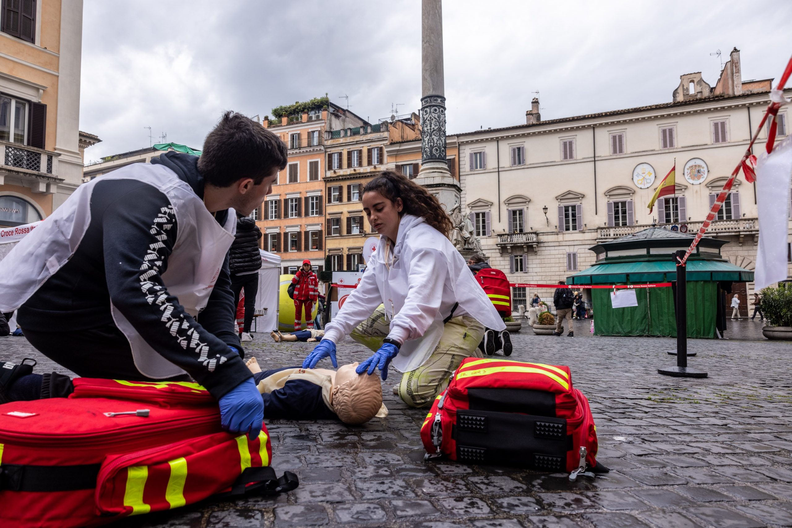 Roma Al M De Jogadores Nas Olimp Adas Do Primo Soccorso Della Cri